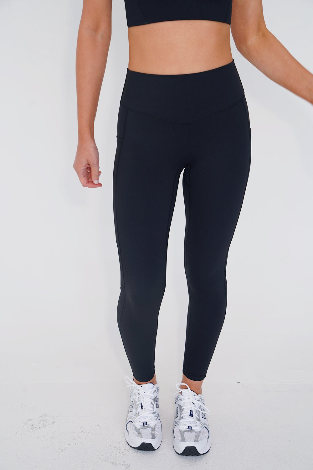 The More I Give, The More I Receive Essential Black Legging 5