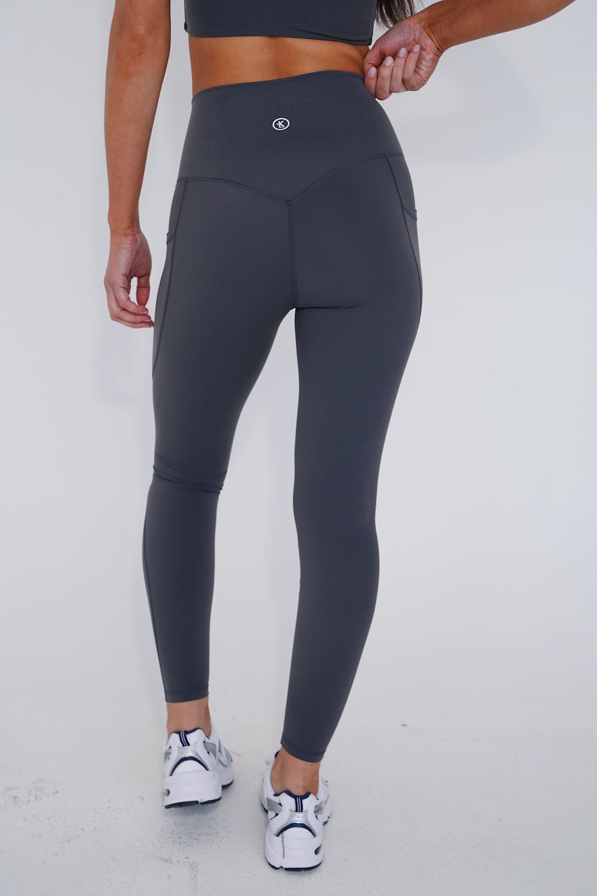 The More I Give, The More I Receive Versatile Gray Legging 2