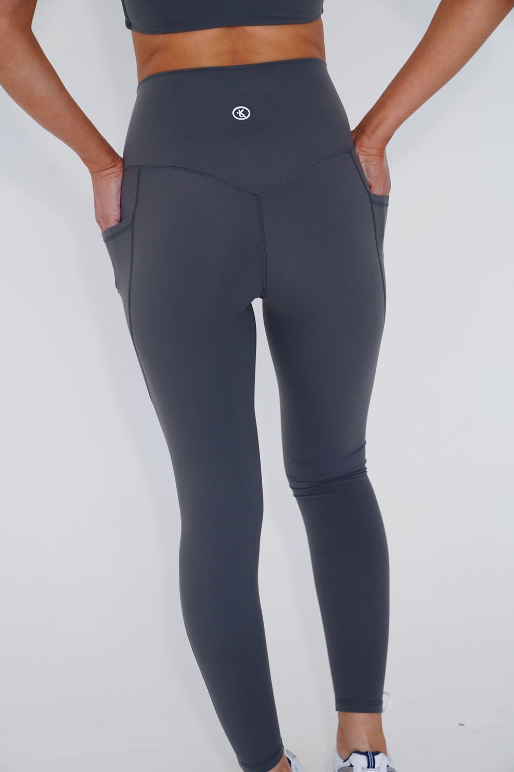 The More I Give, The More I Receive Versatile Gray Legging 4
