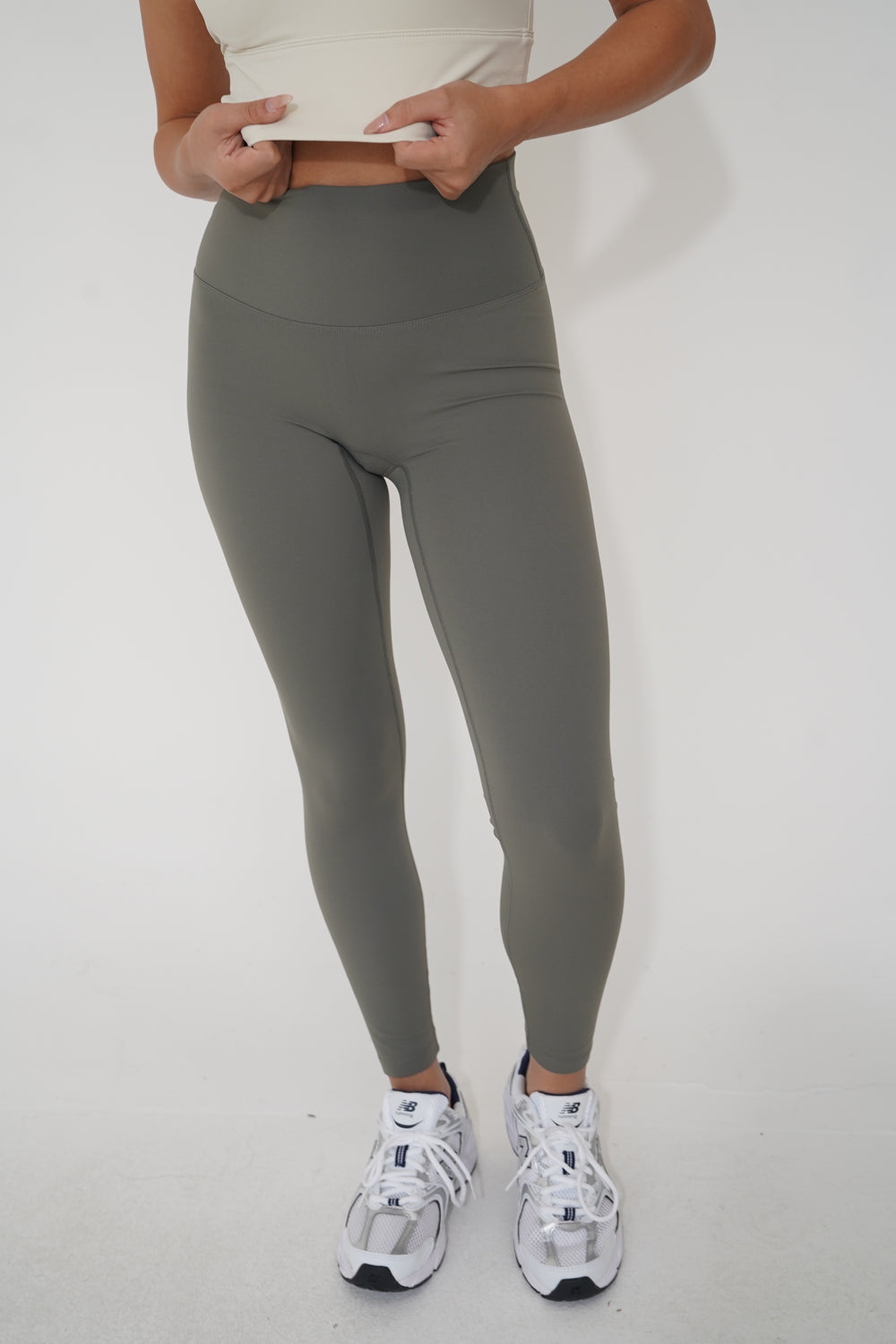 I Am Focused Sculpted Butter Legging in Green 2