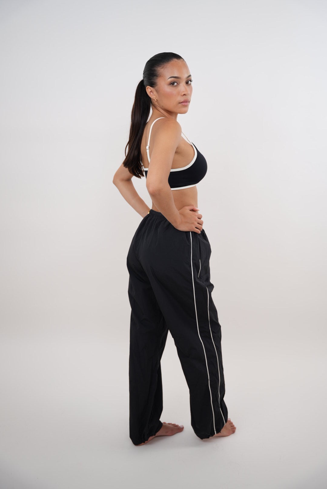 I Accept Change with Grace Black Versatile Relaxed Fit Pant 4